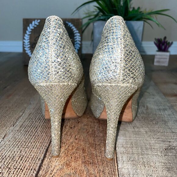 Badgley Mischka Metallic Crackled ‘Lust’ Heels 9M - Picture 4 of 15